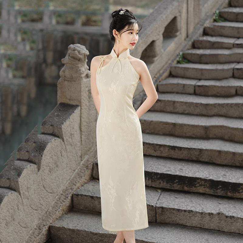 White neck sleeveless national style new Chinese Suzhou long cheongsam improved young women's high-end birthday dress