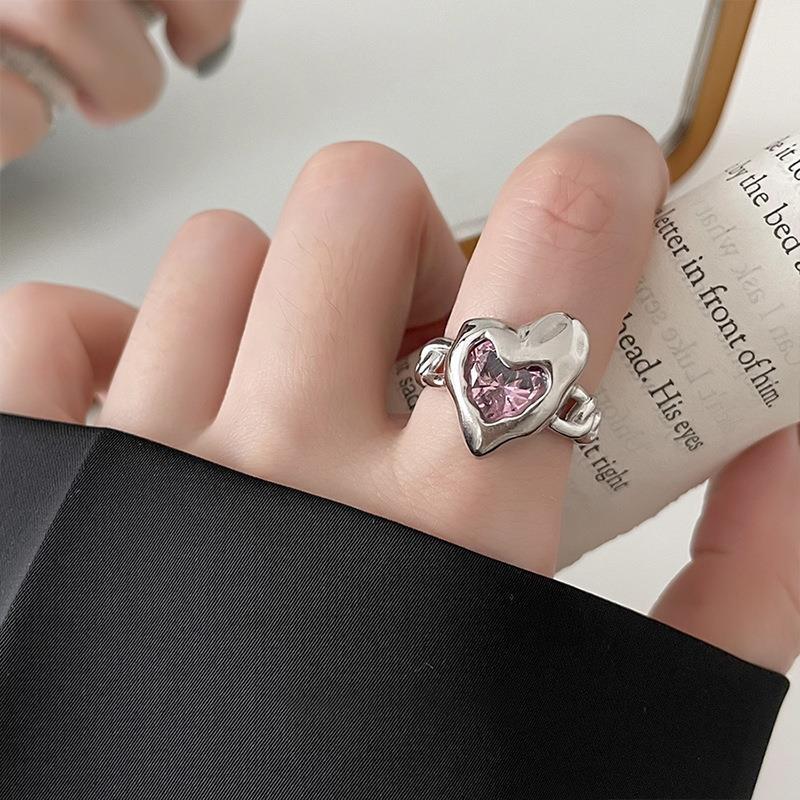 Silver Artistic S925 Open Ring With Unique Twisted Design And Delightful Heart Shaped Zirconia Pink