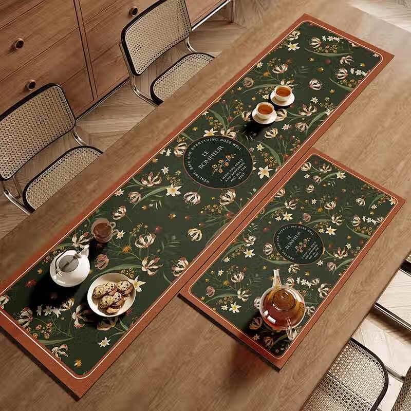 Yuduo HC Floral Poet Table Runner & Tea Mat Set