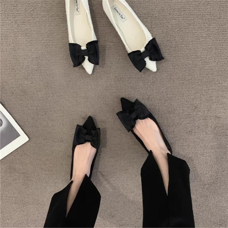 Fashion Flat Shoes for Women's Spring Autumn 2025 New French Bow Pointed Shallow Mouth Scoop Shoes Large Size Women's Shoes 42 43 44
