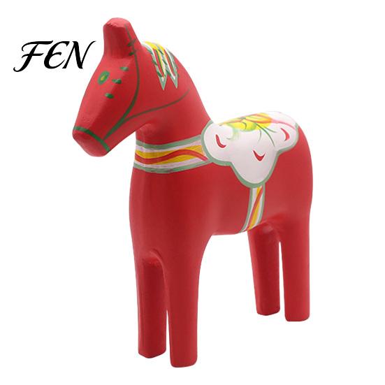 Figurina di Animale in Legno Artigianale Cavallo di Troia Dala Dipinto a Mano, Statua Rustica in Legno Massiccio, Ornamento Decorativo da Tavolo per Casa Fattoria