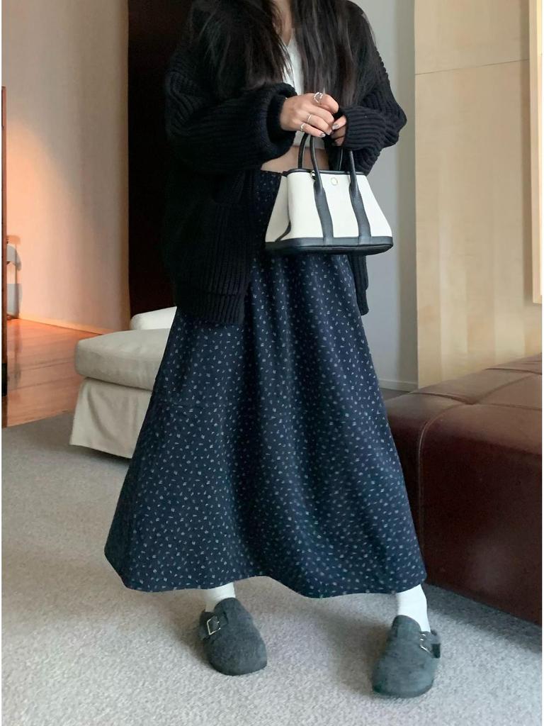 2025 Autumn High-Waisted Floral Wool Skirt - Slimming & Versatile