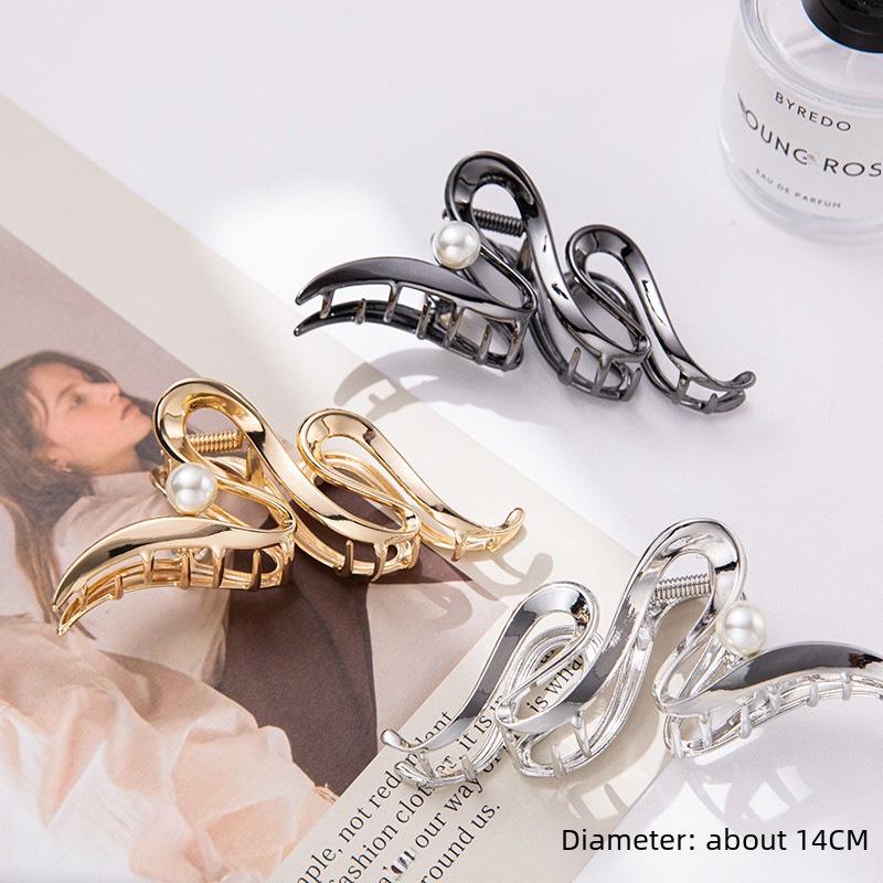 Korean Fashion Hairpin: Elegant Shark Clip for Women