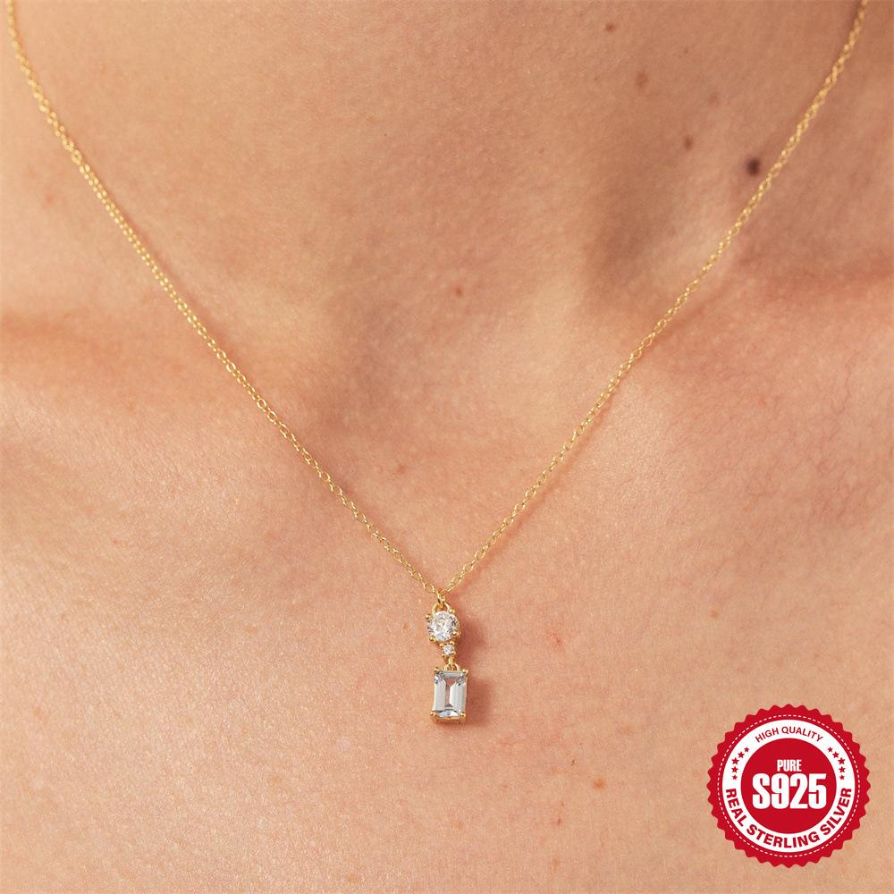 Collier Diamant Carré Argent S925 Femme Simple Géométrique Carré Zircon Super Flash Chaîne Clavicule Port Quotidien