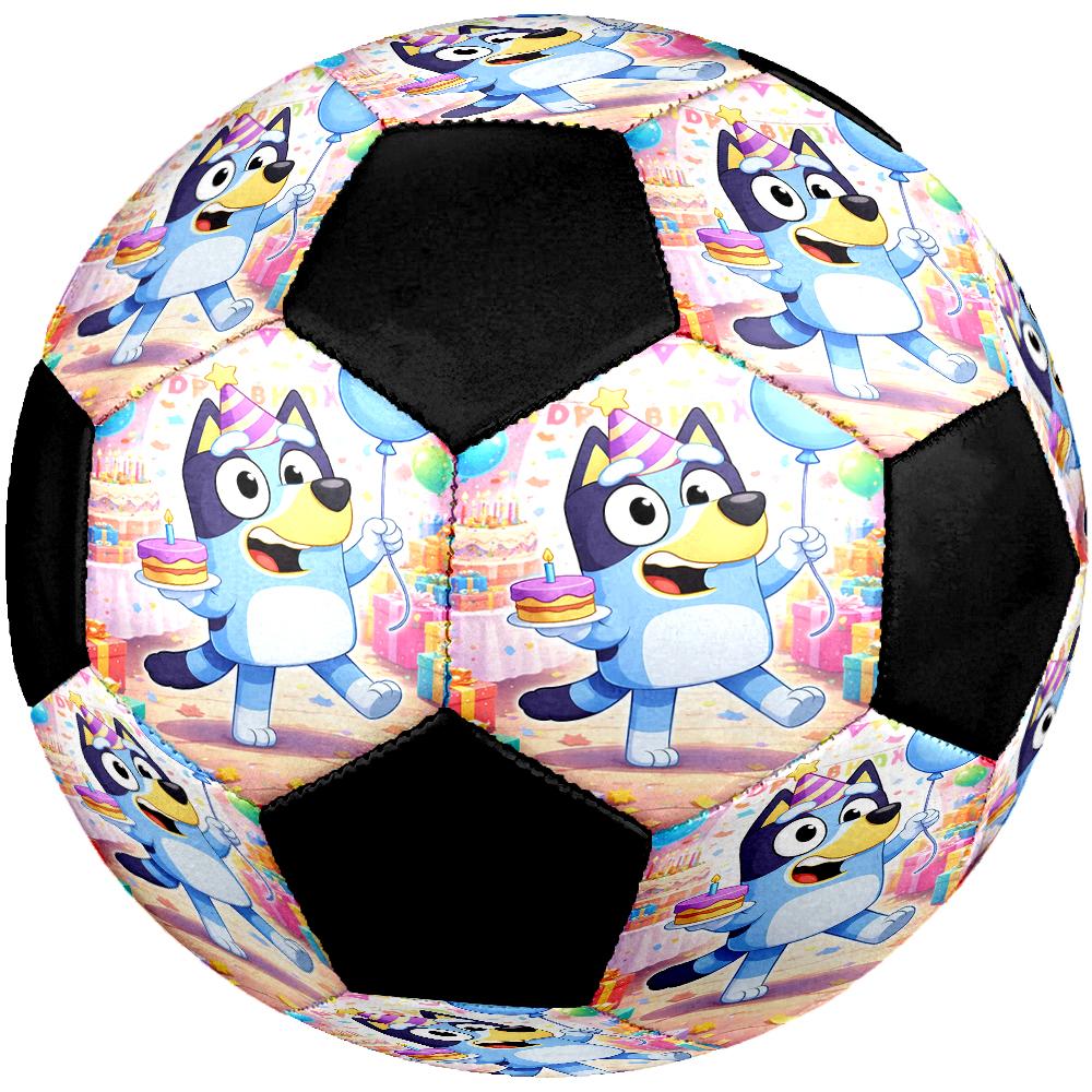 Bluey Theme Size 5 Soccer Ball, Suitable for Both Indoor and Outdoor Matches, a Gift Suitable for Everyone.