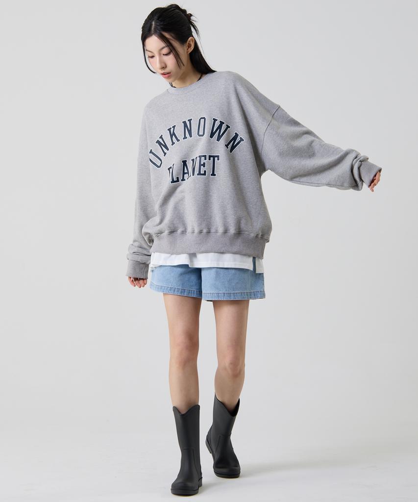 UNKNOWN PLANET Essential One-Pleat Denim Shorts Blue