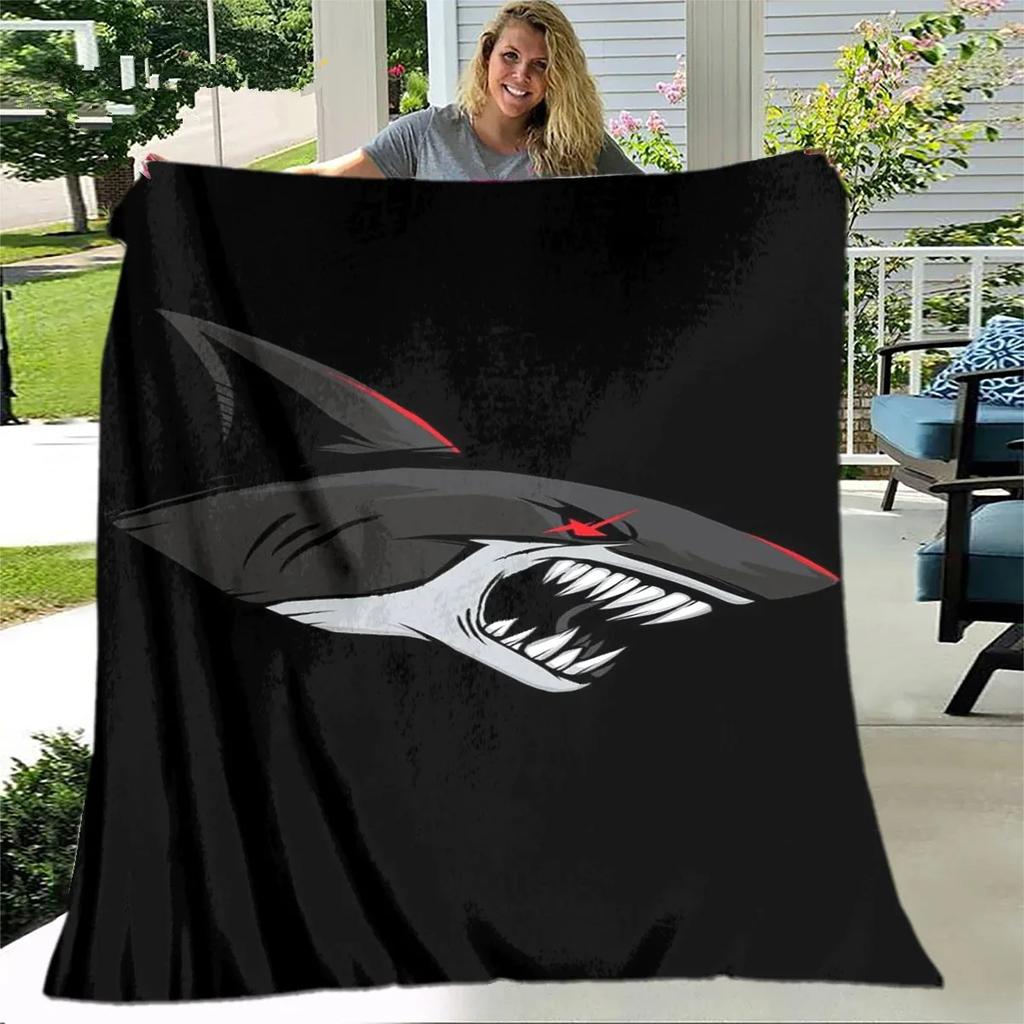 Cartoon-colored shark digital-printed polyester Bedroom velvet flannel cover blanket Fleece soft sofa cover blankets for beds