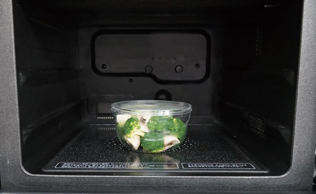 HARIO Bowlup Heat-Resistant Glass Storage Bowls, 350ml & 650ml, Set of 3, with Lids, Made in Japan