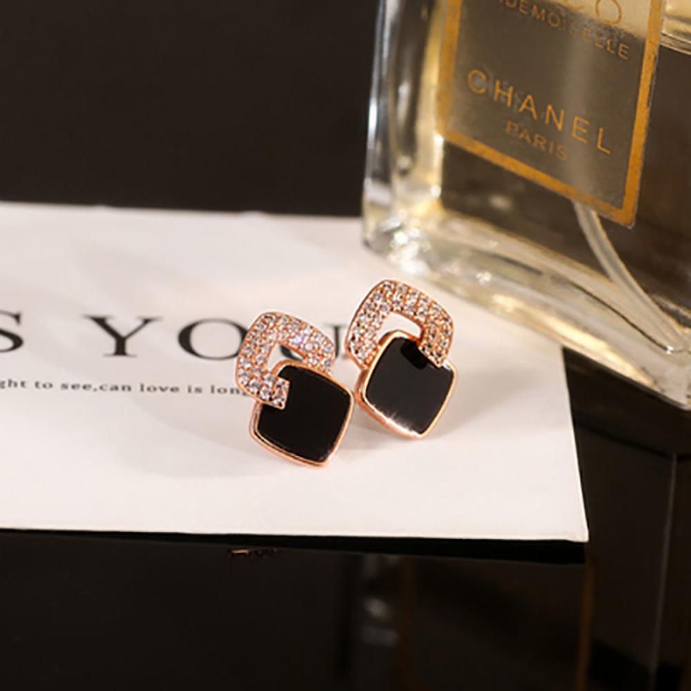New Trending Black Geometric Square Stud Earrings for Women  Fashion High Sense Zircon Korean Earrings Designer Luxury Jewelry