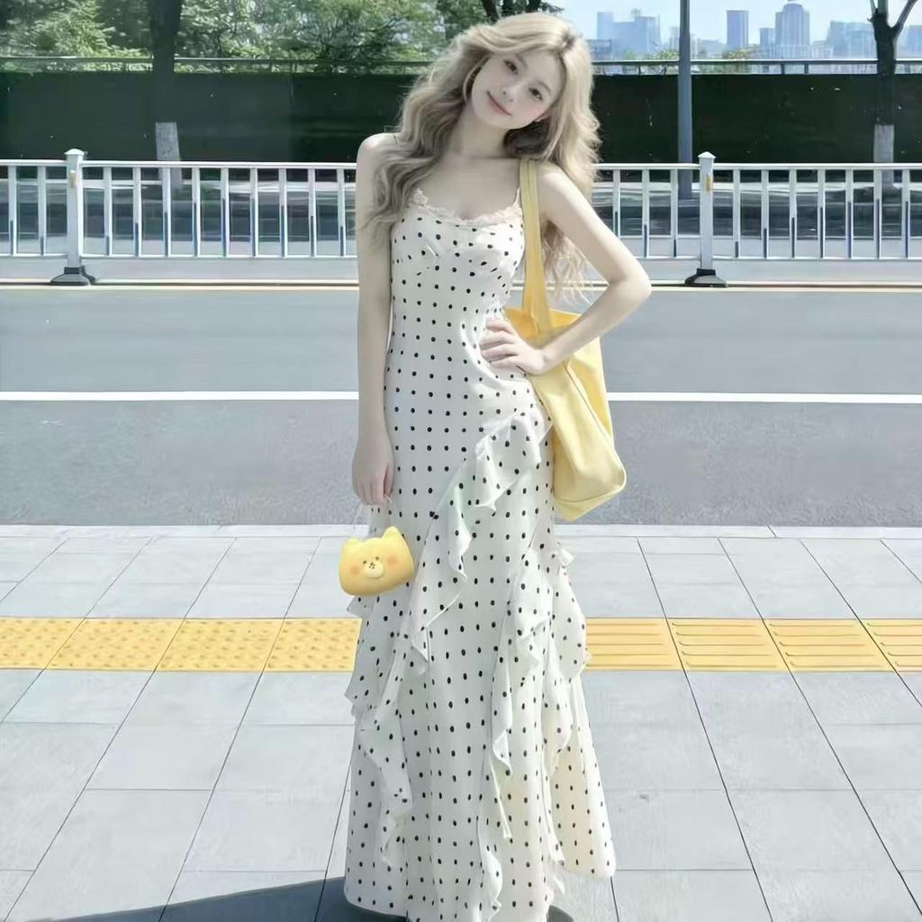 Design sense niche polka dot suspender dress women's spring and summer new French high waist ruffle edge fishtail skirt