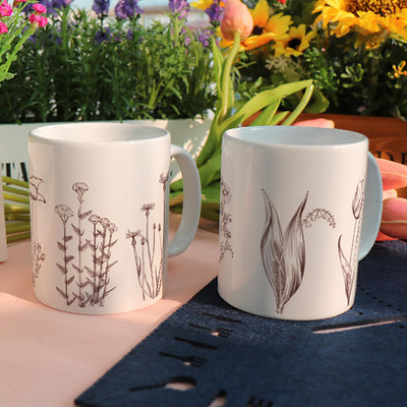 cf016-Design Mug 2p-Pencil-drawn flower