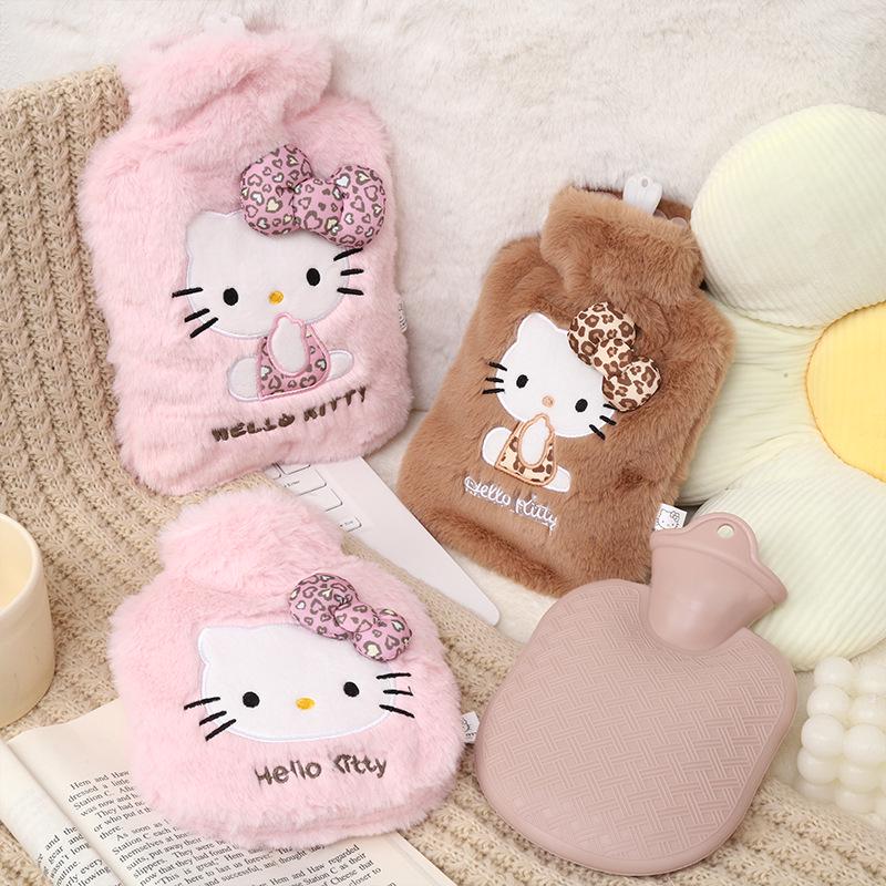 Leopard Print Hot Water Bottle - Explosion-Proof, Thickened, Cute Design for Abdominal Comfort.