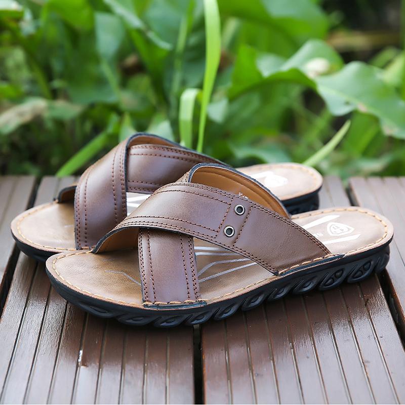 Fashion Quick Dry Man Slippers Stylish Designer Half Drag Fashion Leather Casual Summer Flats Comfortable Beach Slippers Outdoor Sandals