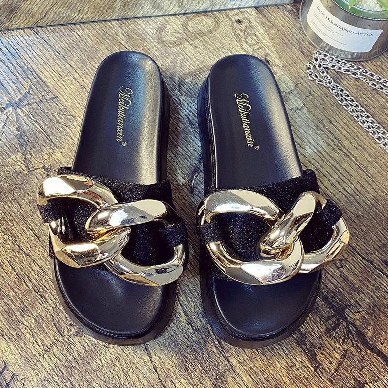 A Distribution of Large Chain Thick-soled Slippers Women's Summer Wear 2025 New Internet Celebrity Versatile Small Size 313233 Increase