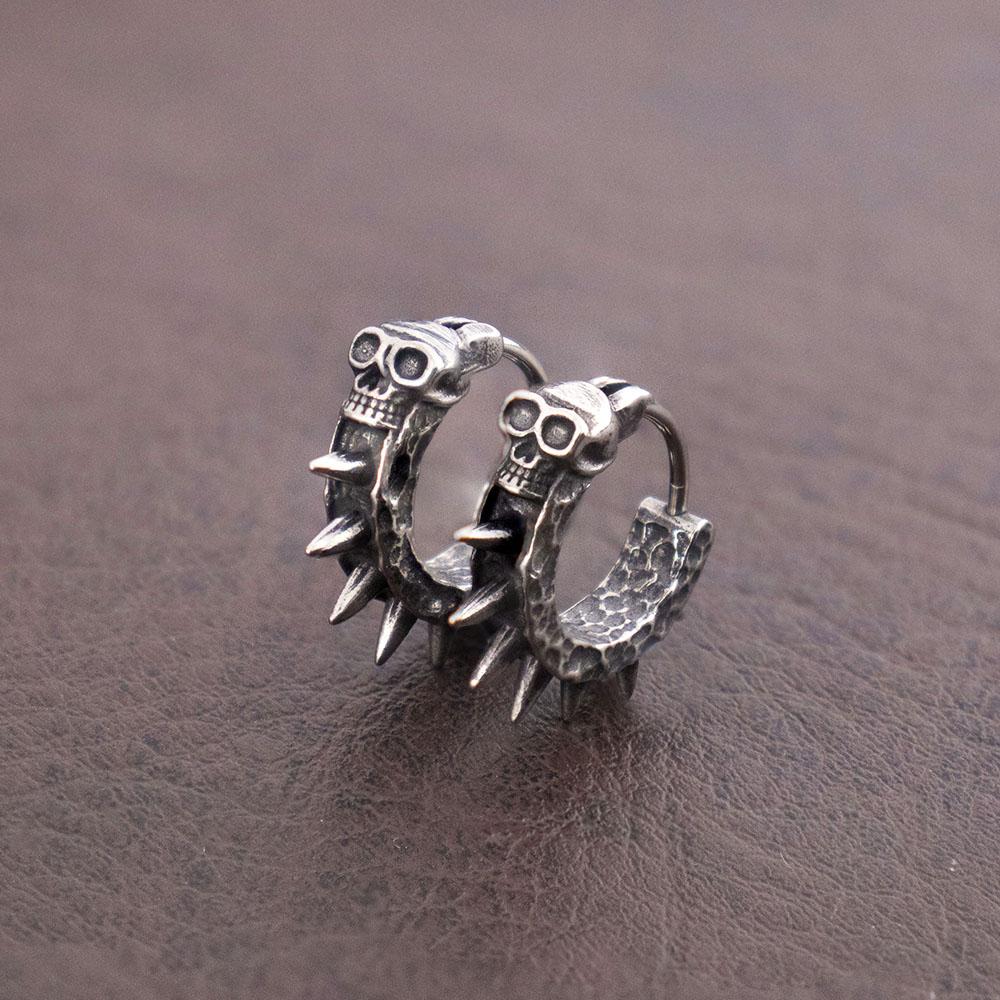 Vintage Stainless Steel Black Skull Huggie Earrings Punk Hip Hop Skull Hoop Earring for Men Trend Charm Women Ear Jewelry Gifts