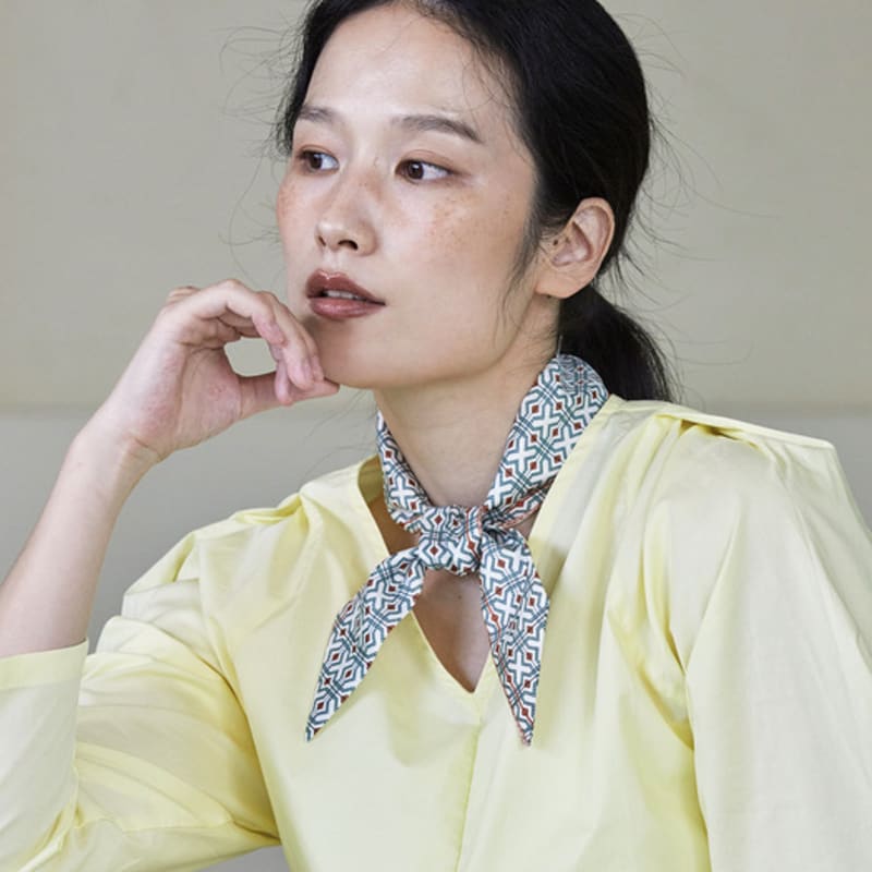 ANA MAISON Two Provence Silk Twilly Scarf [PMT-1397]