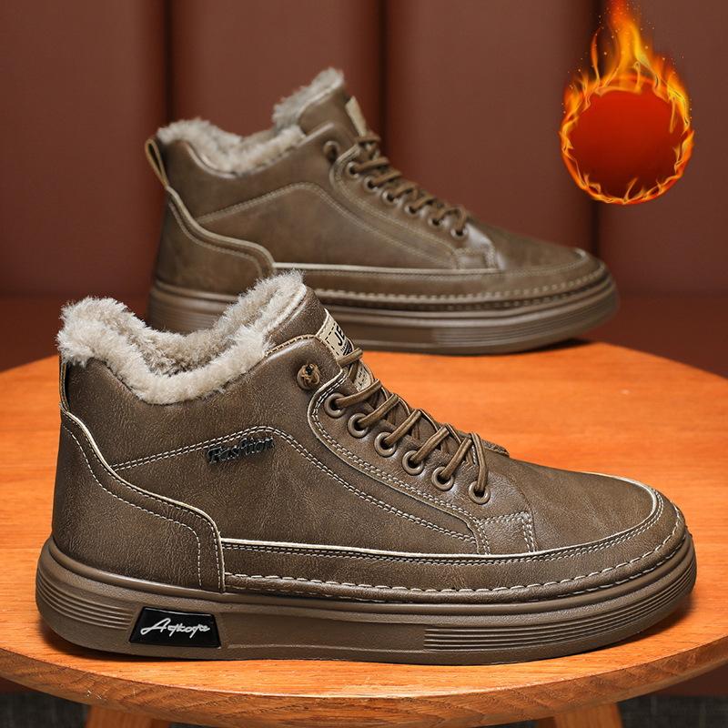 Winter Men's Shoes with Plush High Top Boots Trendy Versatile Shoes  Anti Slip Thick Warm Cotton Men's Shoes