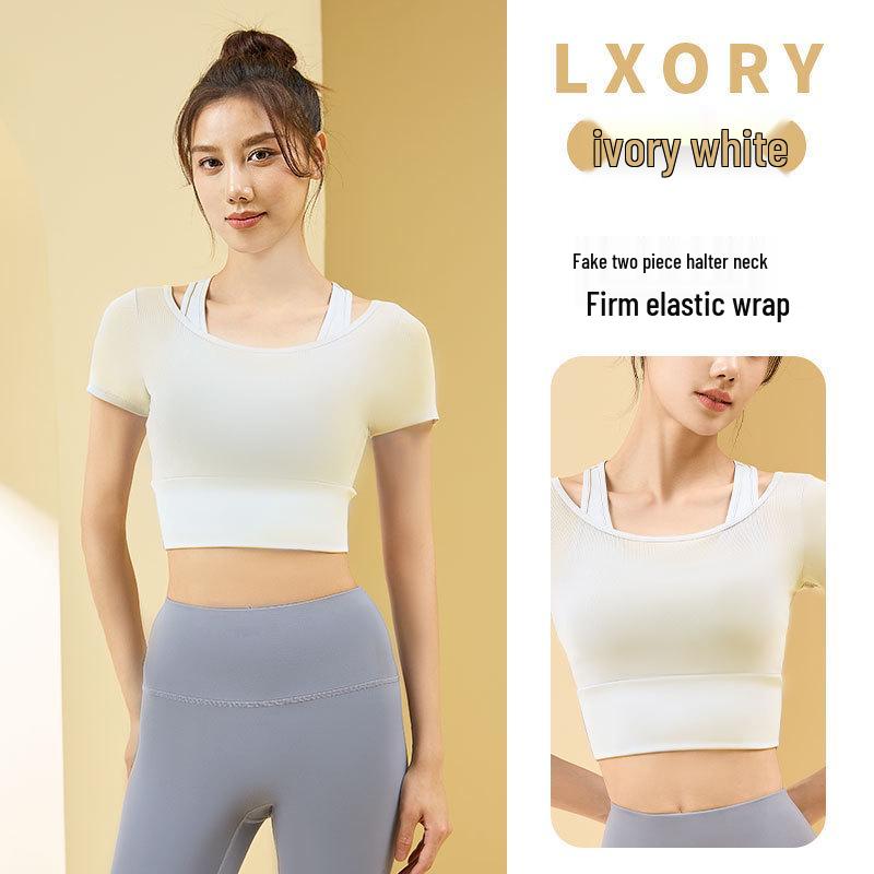 

Летний сет для йоги с сетчатой майкой-борцовкой и шортами-халтерами с коротким рукавом Large