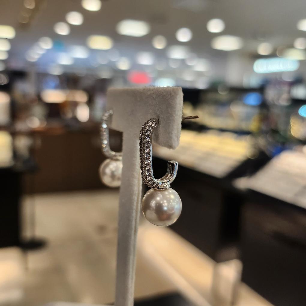 ARTRIA Long Swallow 10m Pearl E Earrings SHGERKK0002WHF