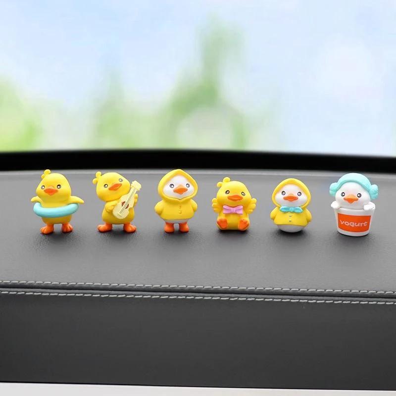 3/6pcs Cartoon Resin Little Yellow Duck Model Car Center Console Decor Cute Car Ornaments Auto Interior Dashboard Accessories