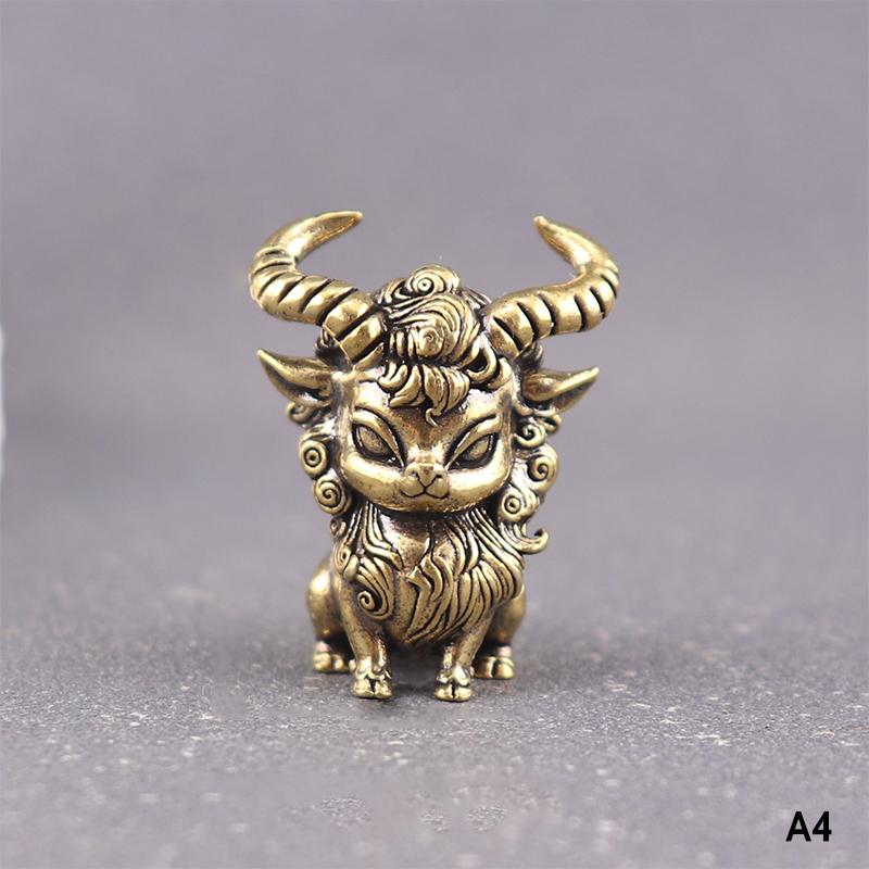 Scultura Capra dello Zodiaco Cinese Statuetta Pecora in Ottone Statua Portafortuna Ornamento da Scrivania Ricchezza Fengshui Per Decorazione Casa