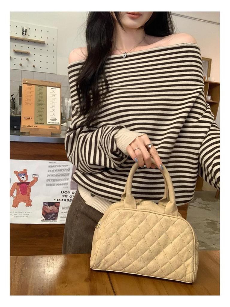 European One-Shoulder Striped Knit Sweater - Fitted Long Sleeve Top for Women, 2026 Spring/Autumn