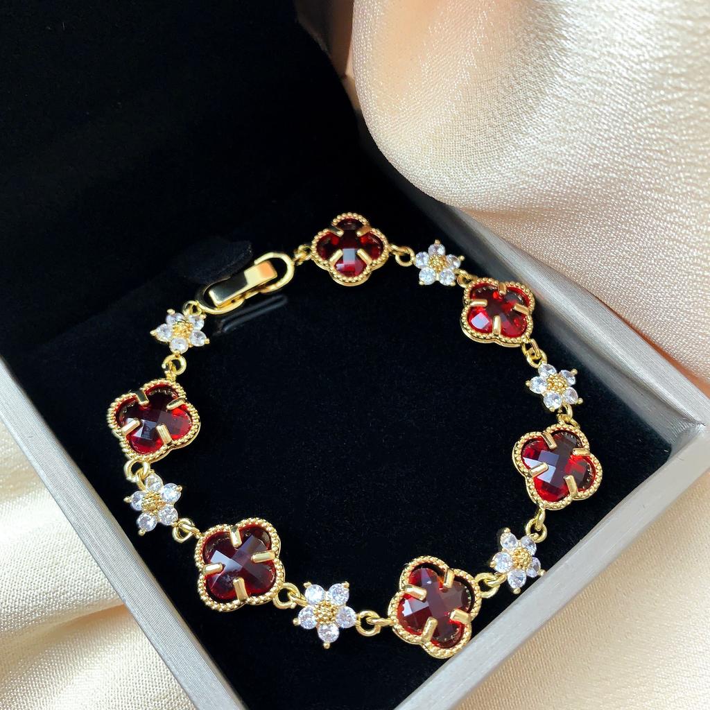 Armband verliert nicht die Farbe weibliches vierblättriges Kleeblatt neuer Zirkonia-Handschmuck leichtes luxuriöses doppelseitiges einfaches High-Level-Gefühlsarmband