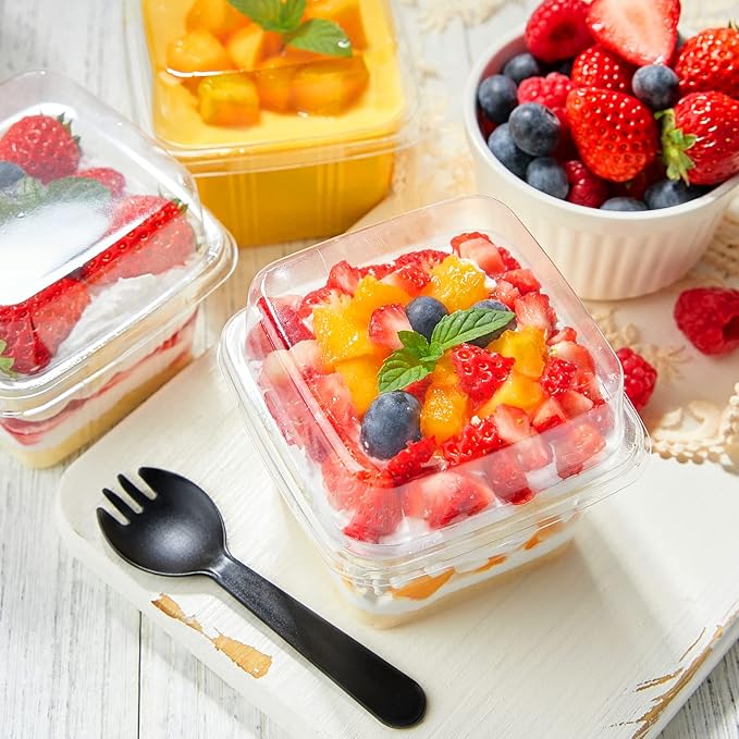 Plastic Dessert Cups with Lids Yogurt Parfait/Appetizer Cup for Party Mini Dessert Cups Dessert Pudding Fruit and Ice Cream Cups