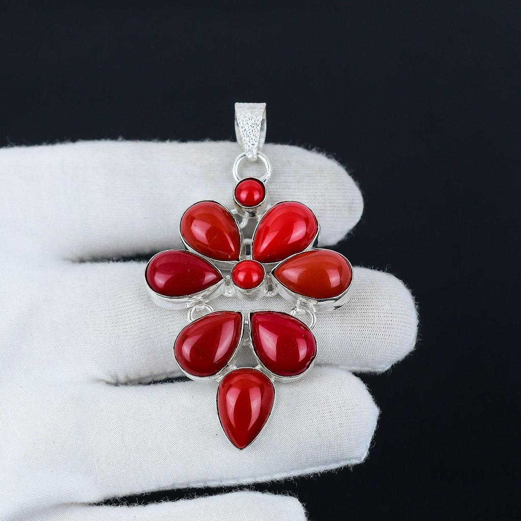 Natürlicher roter Korallen-Edelsteinanhänger aus 925er Sterlingsilber – handgefertigtes Blumendesign aus roter Koralle, perfekt als Geschenk, für Partys und Eleganz im Alltag