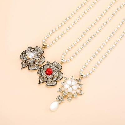Elegant Crystal Flower Pendant Long Pearl Necklace
