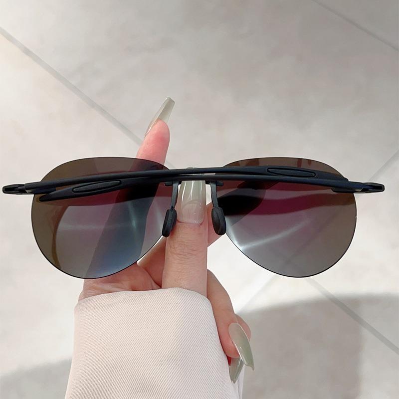 Men Sunglasses Classic Fashion Driving Sports Rimless Oval Male Women's TR90 Frame Sun Eyewear