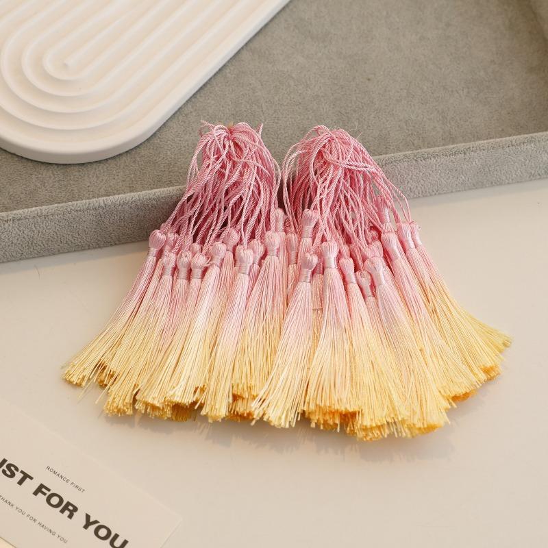 

20 шт. Кольорові китиці з градієнтом Поліестеровий шовк Ручного фарбування Китиця DIY Закладка Підвіска Виготовлення ювелірних виробів Одяг Весілля 20pcs