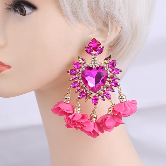 Aretes De Mujer Modernos Módní náušnice kapkové náušnice pro ženy Květinový střapec Náušnice Svatební Brincos šperky Dívka Dárky