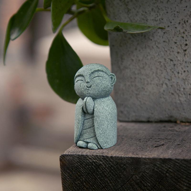 Statue Miniature Durable Exquise Mignonne Petite Figurine de Moines Ornement de Jardin Zen Fait Main Décor d'Aquarium
