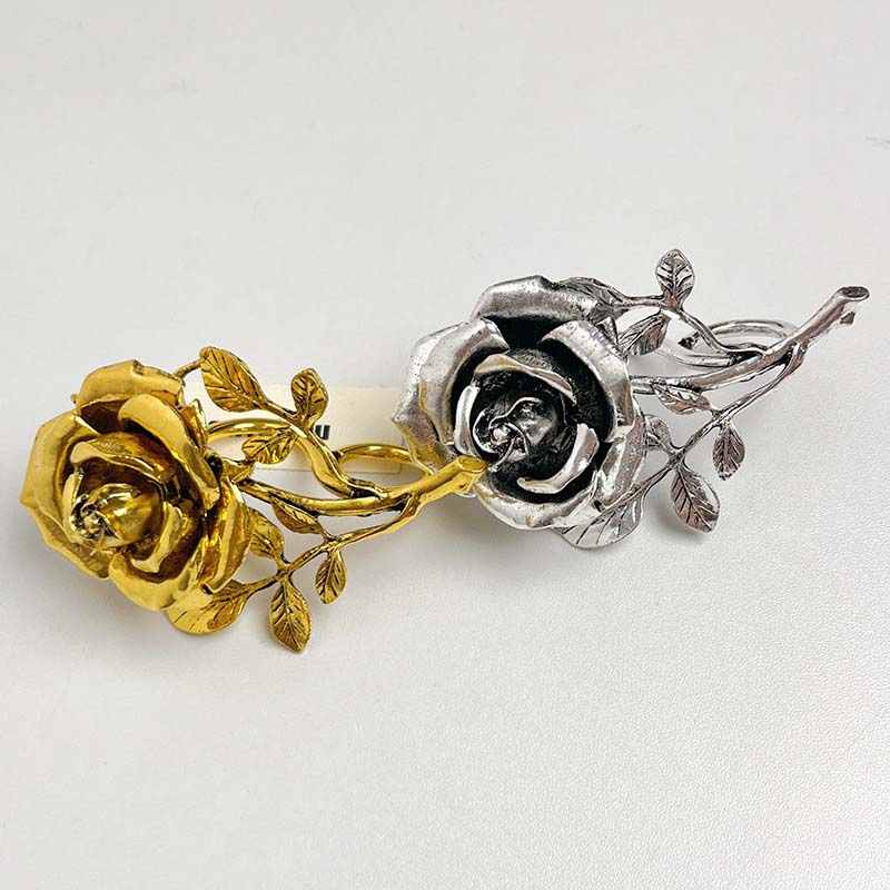 Overdreven Metalen Grote Rozenbloem Open Ringen voor Vrouwen Vintage Zilverkleurige Dubbele Vinger Ring Feest Sieraden Cadeaus 2026 Nieuw