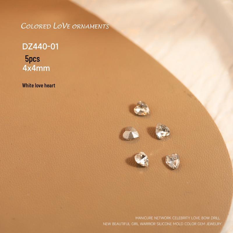 

Мигающие украшения для ногтей: Прозрачное бриллиантовое сердце, капля воды, квадрат, бабочка аксессуары