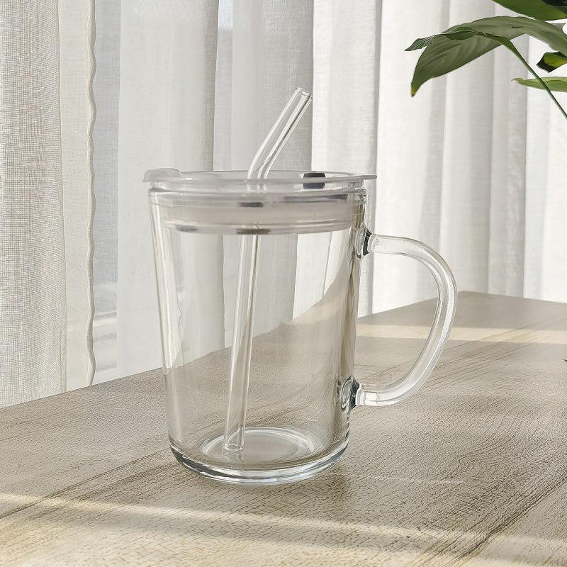 Cupa de lapte drăguță din sticlă cu pai de desene animate, cu capac și linguriță, cadou personalizat.