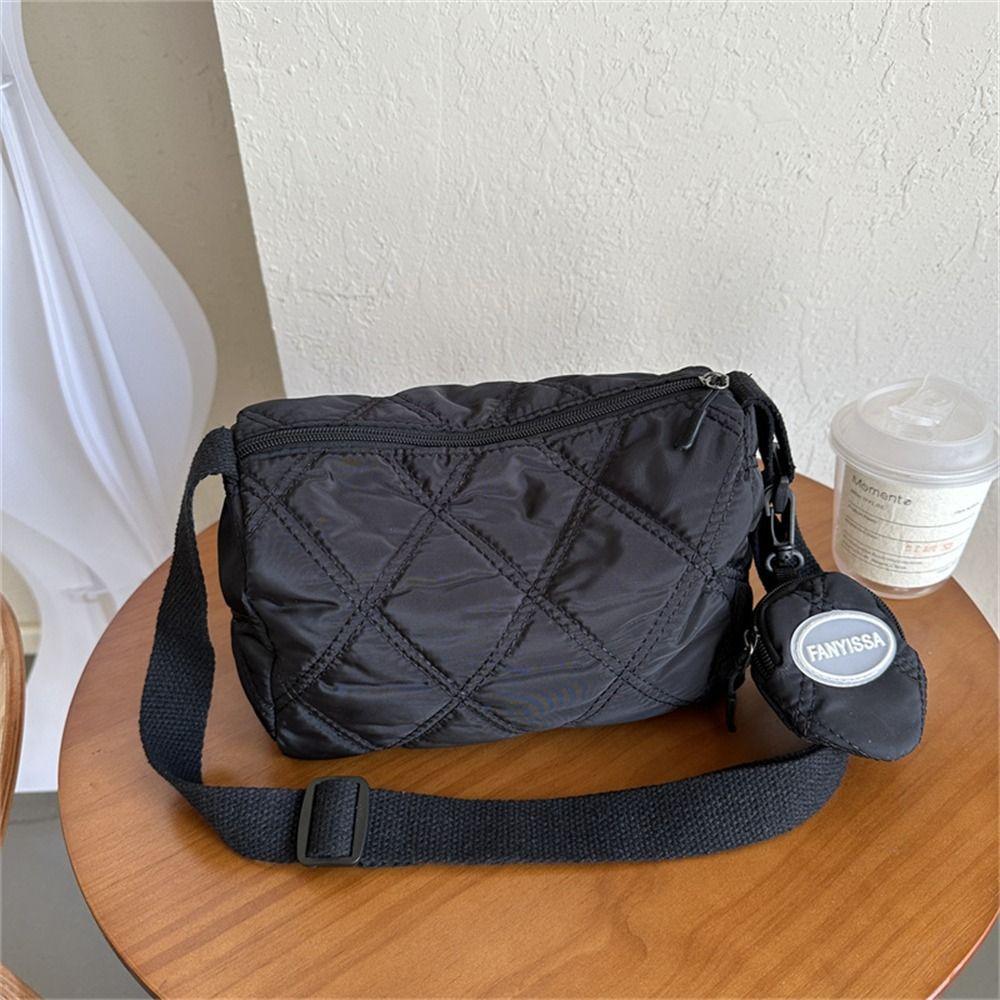 Women Fashion Quilted Shoulder Bags Down Cotton Padded Handbags Puffy Messenger Bag Casual Solid Color Commute Bags Shopping Bag