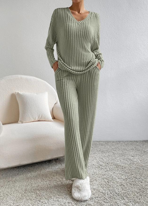 Autumn and winter cross-border European and American new fashionable casual straight-leg pants, elegant loose V-neck groove strip two-piece set 