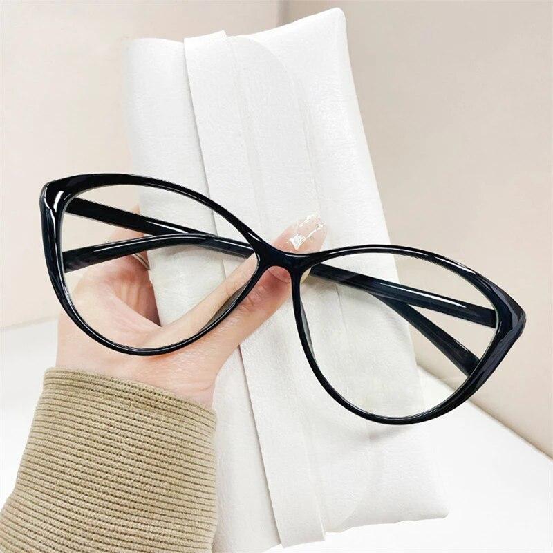Fashion Retro Cat Eye Frame Anti Blue Light Glasses Women Small Triangle Eyeglasses Eye Protection Spectacles