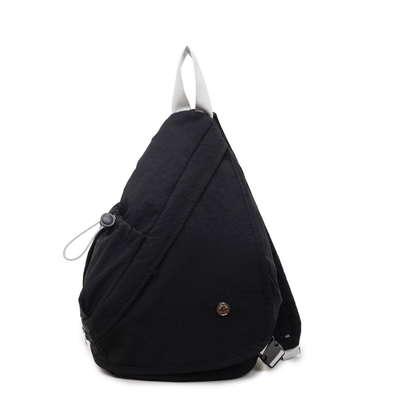 

Unisex Large-Capacity Japanese-Style Crossbody Bag: Casual, Fashionable, and Functional for Sports and Commuting чорний