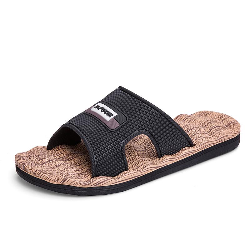 Fashion New Arrival Hollow Flip Flops Men's Clogs Summer Shoes Breathable Slippers Non-slip Mules Male Garden Shoes Casual Beach Sandals