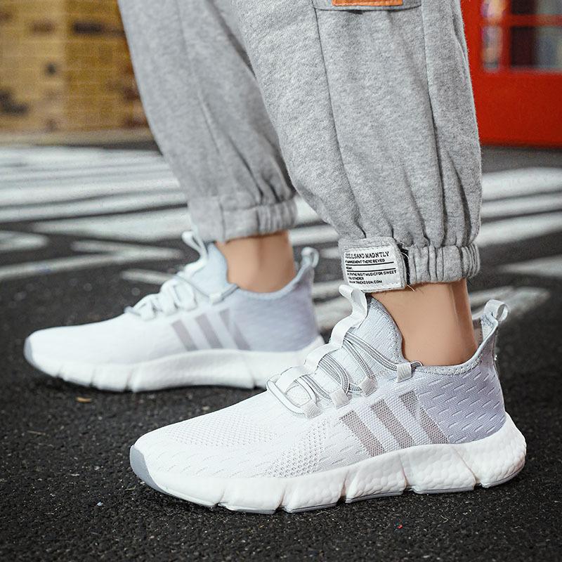 Spring and Autumn New Popcorn Men's Shoes Flying Woven Mesh Shoes Stepping On Shit Soft Bottom Breathable Running Sports Shoes