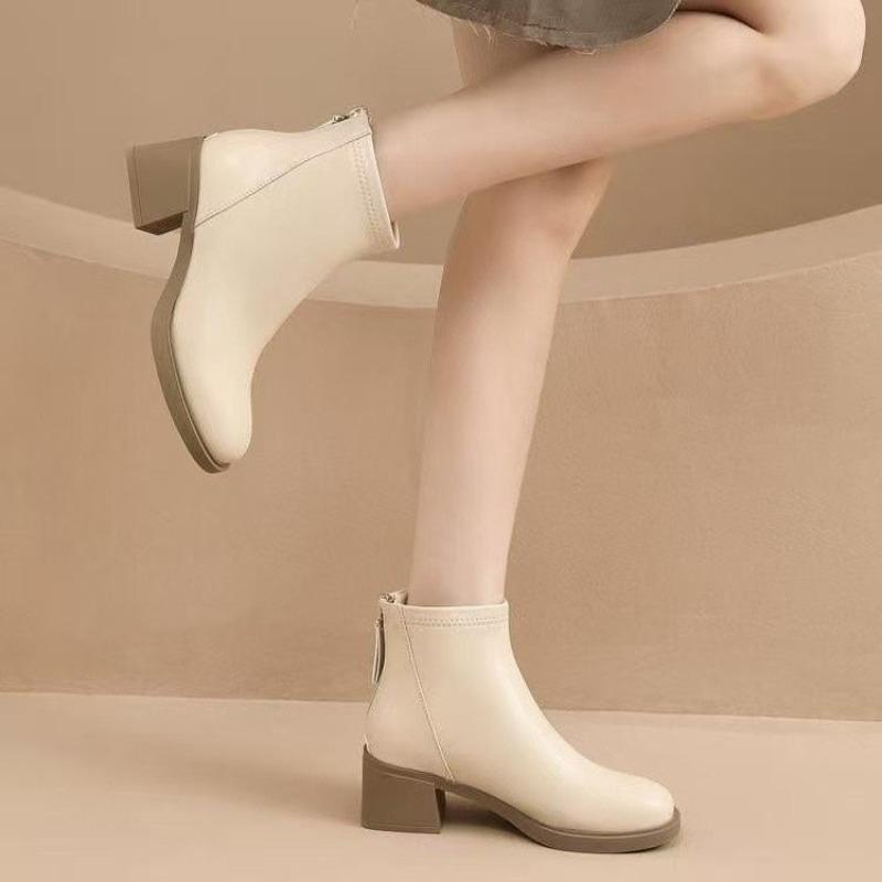New Styles of Shoes: Single Boots with Fleece Ankle Boots, Women's Shoes, Autumn and Winter Boots, and Chunk-heeled Boots
