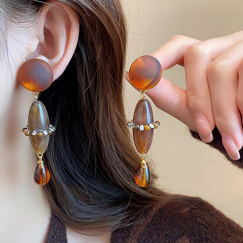 Náušnice s třásněmi ve tvaru kapky vody s dřevěnými korálky Silver Needle Etnický styl Retro Jednoduché puzetové náušnice Temperamentní náušnice Dámské Niche