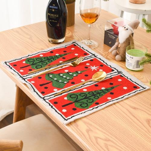 Festive Christmas Knitted Table Mat for Seniors, Unique Knitted Placemat with Christmas Tree Design