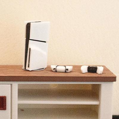 1 Set 1/12 Dollhouse Mini Game Console Miniature Game Handle Model Hand Puppet Doll Accessories Home Diy Decoration