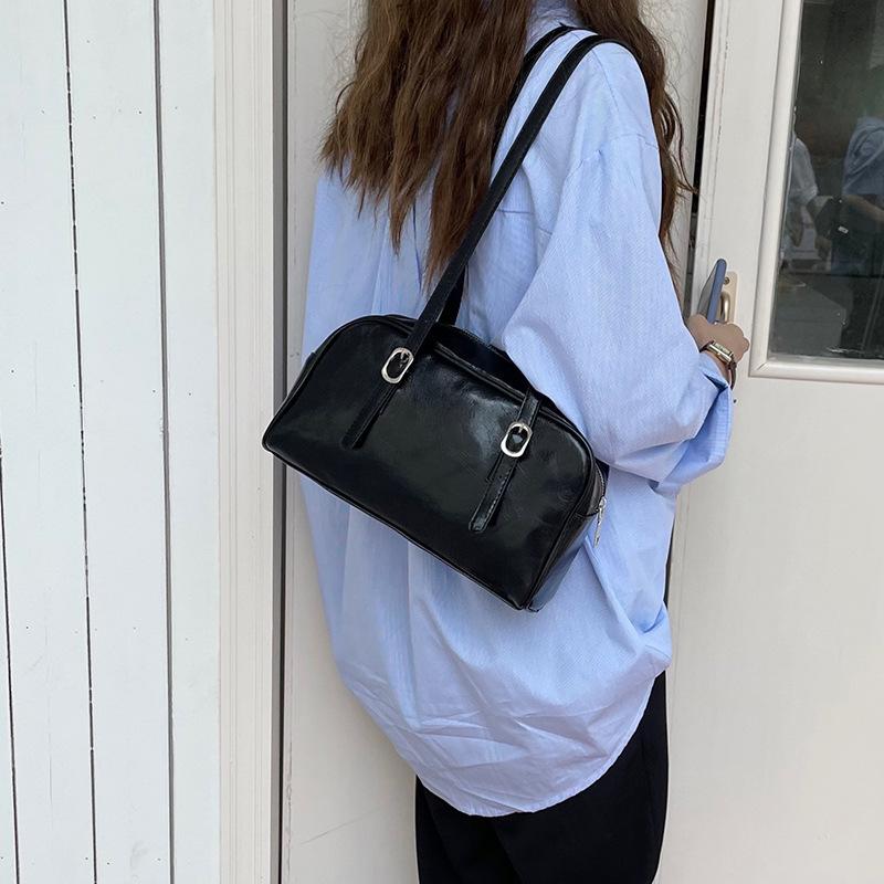 Simple Leather Women's Handbags Fashion Solid Color Shoulder Bags Versatile Underarm Bags Casual Commuting Small Handbags