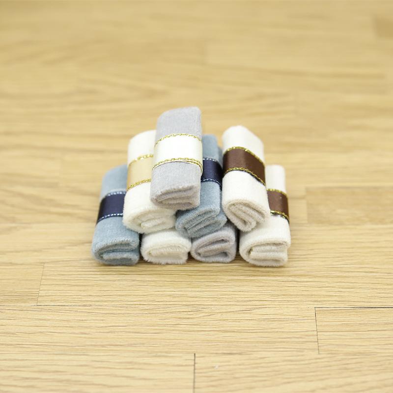 5 Pcs 1/12 Dollhouse Mini Quilt Kit Model Dollhouse Simulation Bed Room Decoration Dolls House Micro Living Scene Decor Ornament