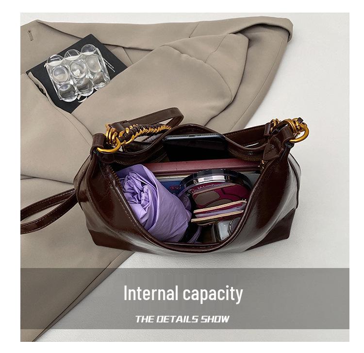 2025 Women's High-End Versatile Chain Tote: Trendy Underarm and Crossbody Bag